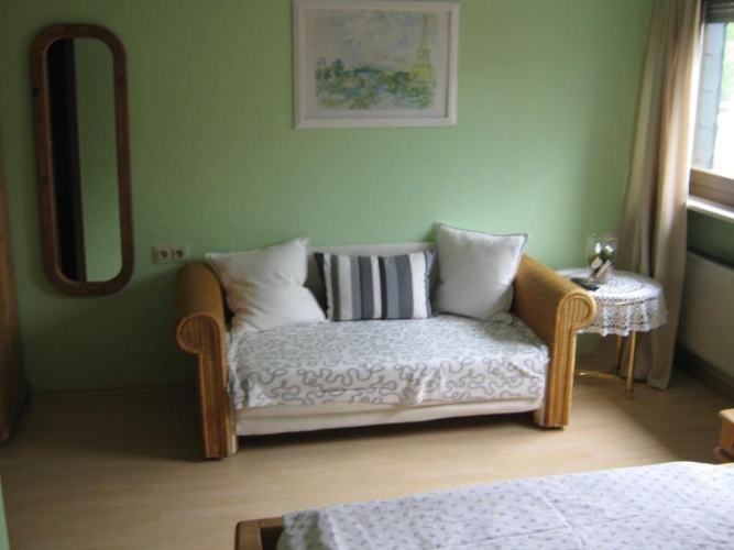 Standard Single room with street view