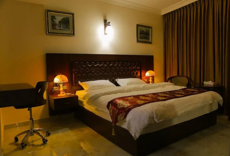 Qaser AlSultan Hotel Suites