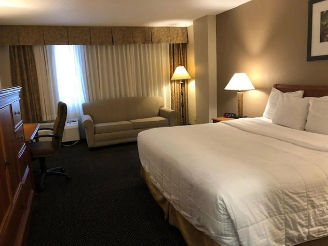 MCM Eleganté Hotel & Conference Center Beaumont