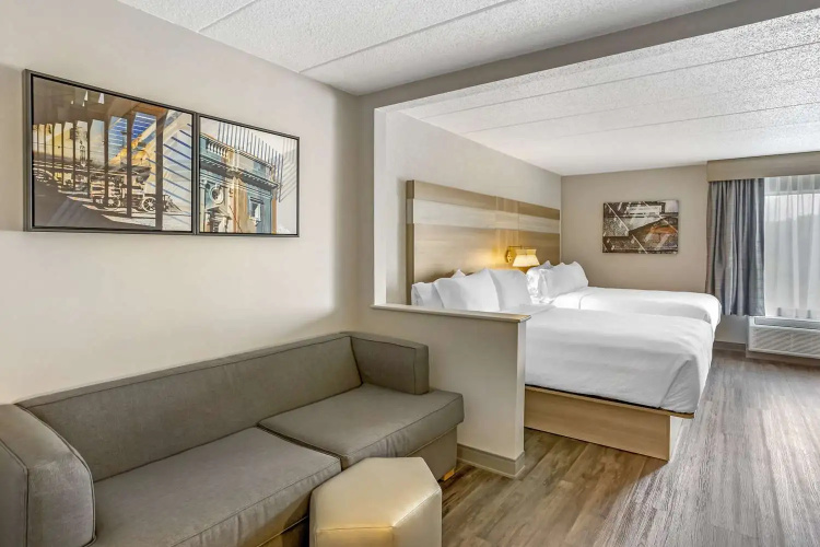Holiday Inn Express