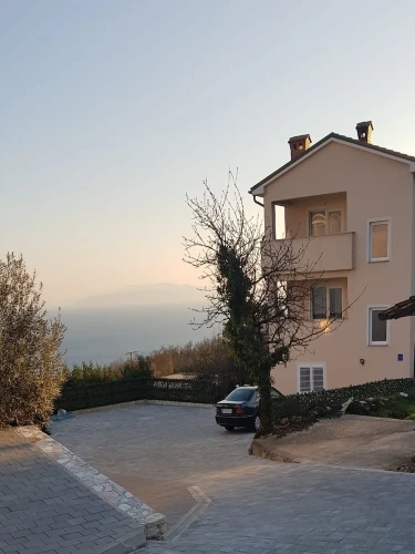 1 Bedroom Apartment with balcony
