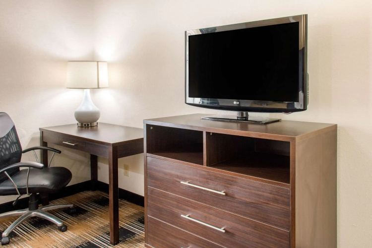 Quality Inn Pooler - Savannah I-95