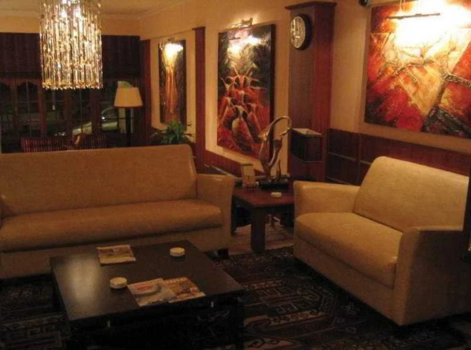 Life Hotel