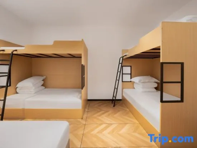 Standard Quintuple room