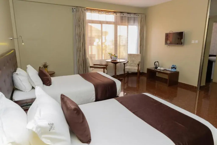 Maxland Hotel