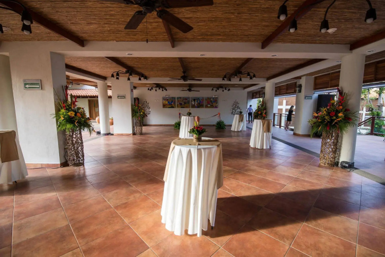 Pacaya Lodge & Spa