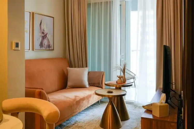 Burj Khalifa View - High Floor 1BR Apt