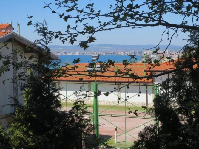 1 Bedroom Apartment with sea view
