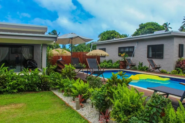 4 Bedrooms Villa