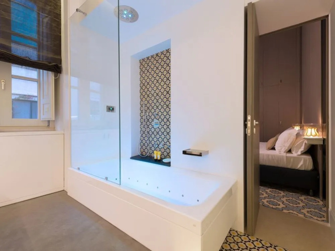 Varo' Apartment