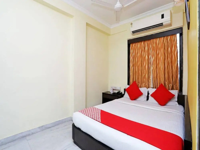 Hotel Arya International
