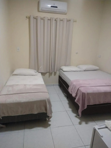 Hotel 678