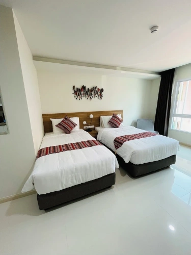 Deluxe Twin room with balcony and with city view