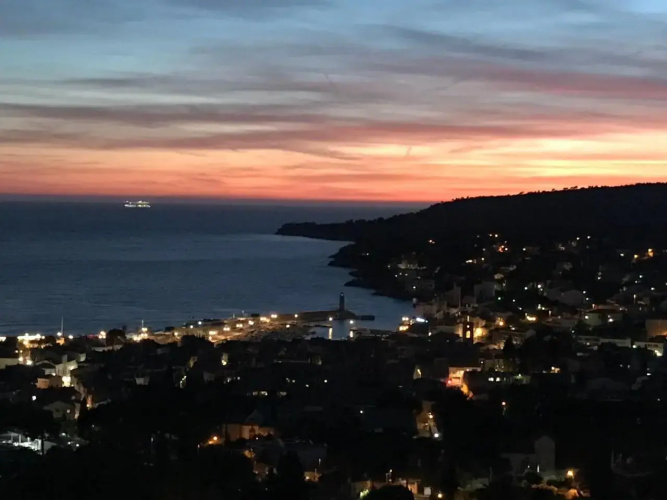 T2 à Cassis vue mer de rêve