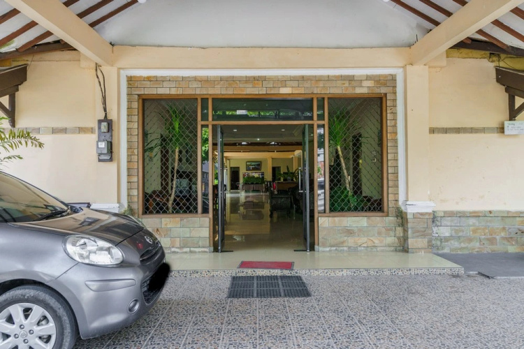 Urbanview Hotel Cendrawasih Lahat By Reddoorz - Lahat