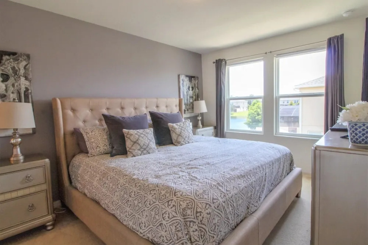 Compass Bay 3133