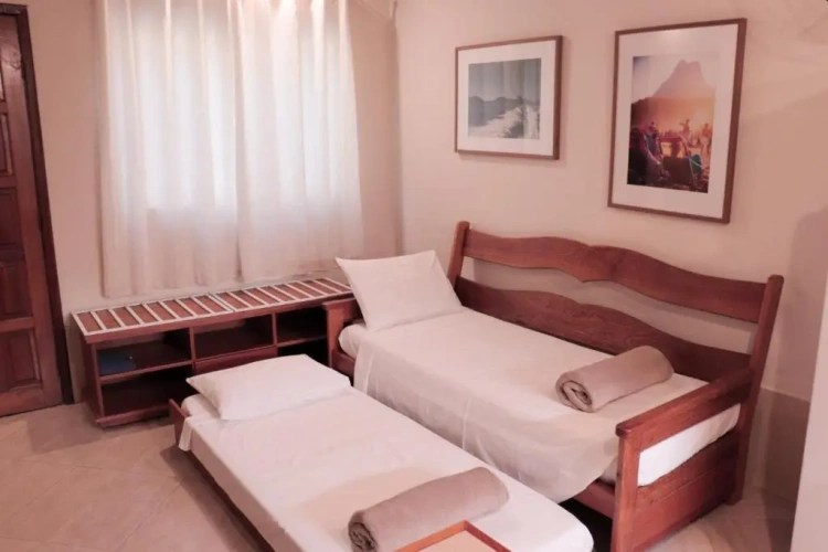 Standard Quadruple Duplex room