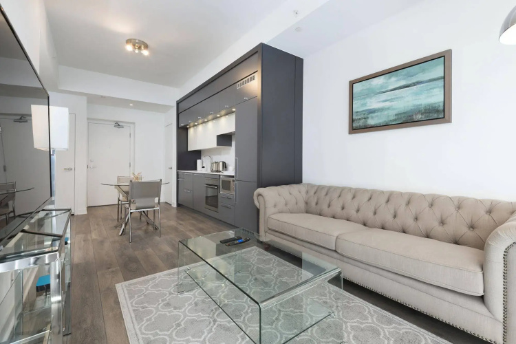 Diamond Vacation Homes - Eaton Centre