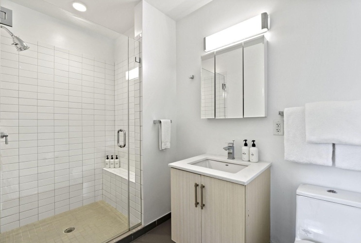 Placemakr Dupont Circle photo 9