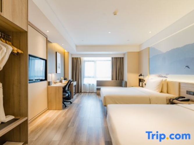 Standard Twin Family room