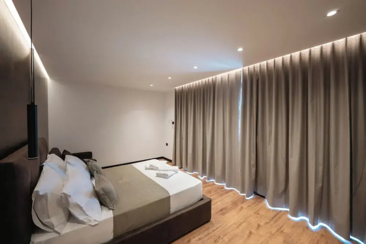 Cuni Luxury Hotel