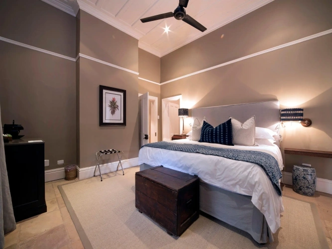 Luxury Suite