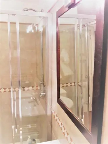 Art Gallery Suite