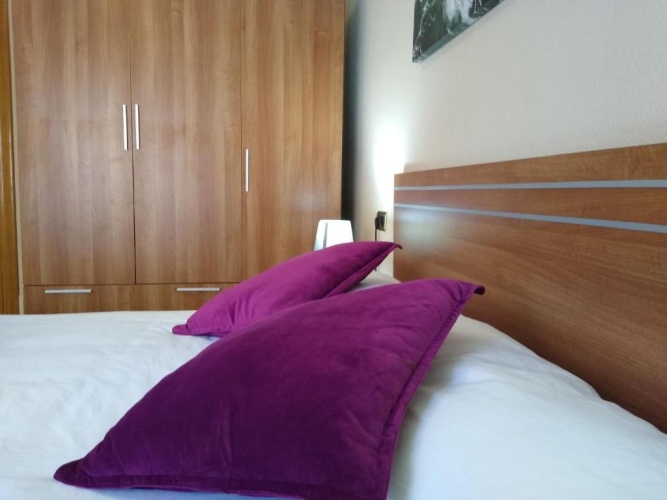 3 Bedrooms Apartment