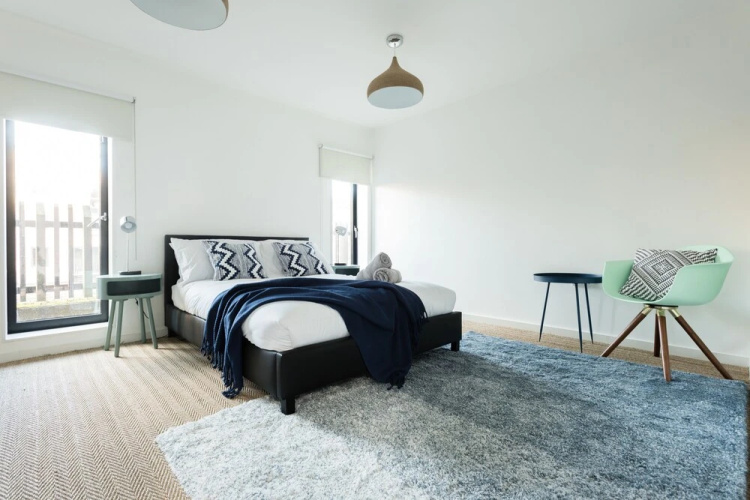 Modern 3 bed riverside home in Bath