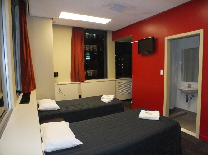 Standard Twin room