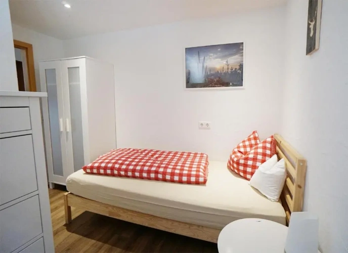 2 Bedrooms Apartment