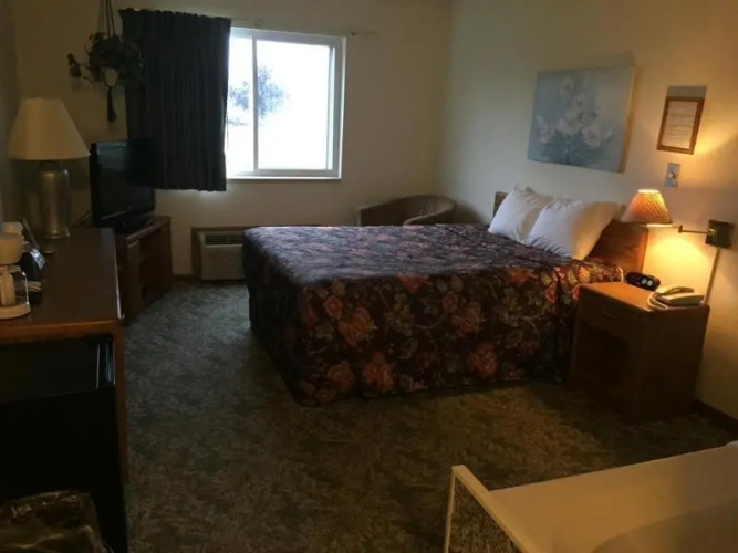 Baymont Inn & Suites ESCANABA