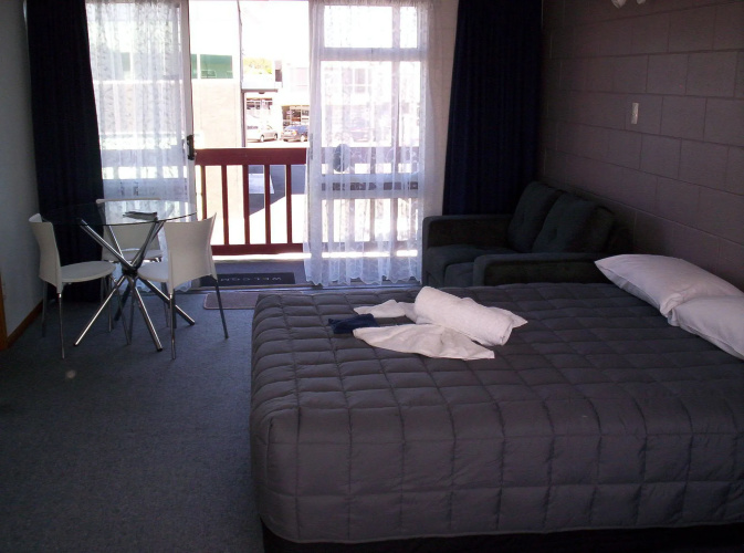 Broadway Motor Inn
