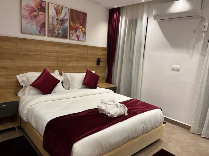 Kingdom Luxury Hotel