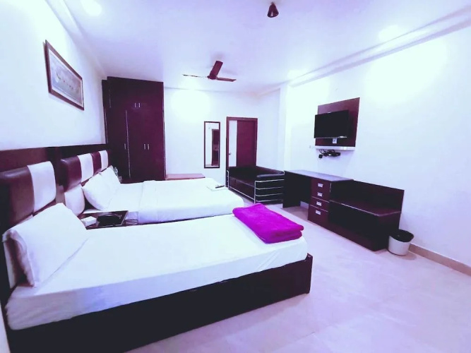 U S Fortune Hotel