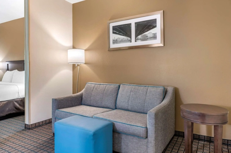 Double Suite