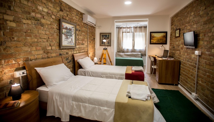 Deluxe Double Suite