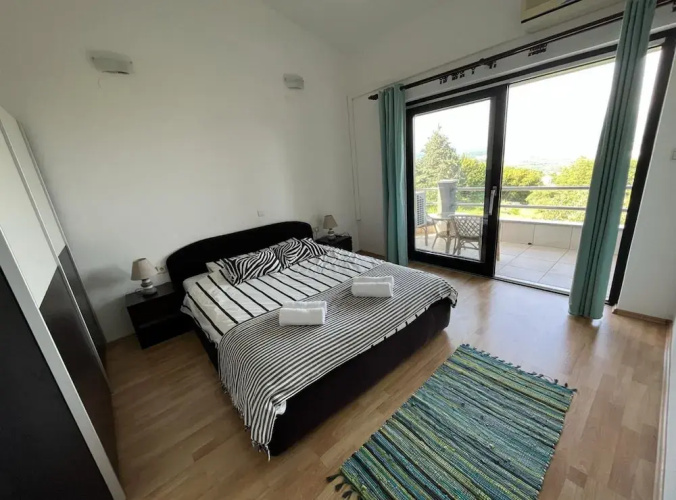 Tranquil Spacious Villa With Private Pool