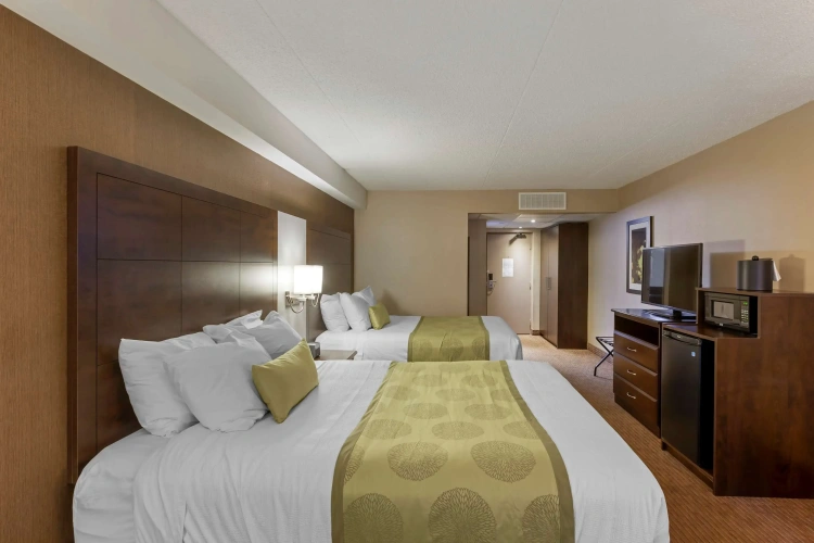 Standard Quadruple room with balcony