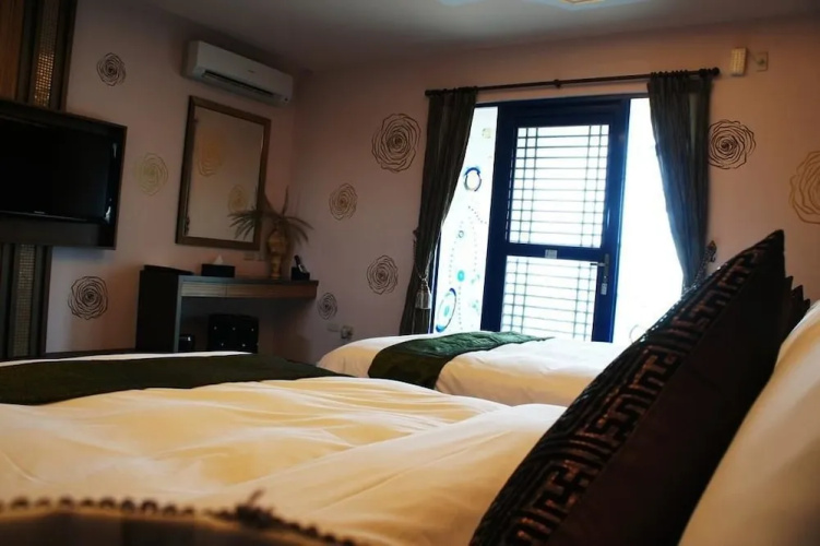 The Domed Title B&B