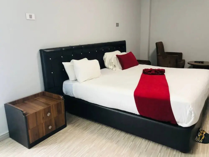 Shalla Guesthouse and Wellness Center