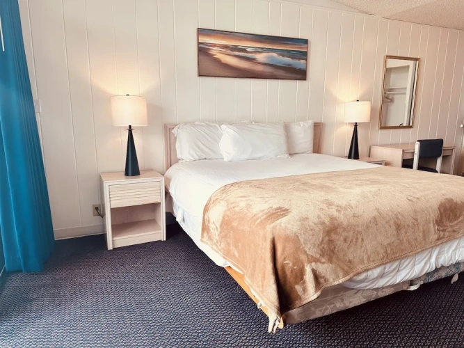 Standard Double room with balcony and with harbour view