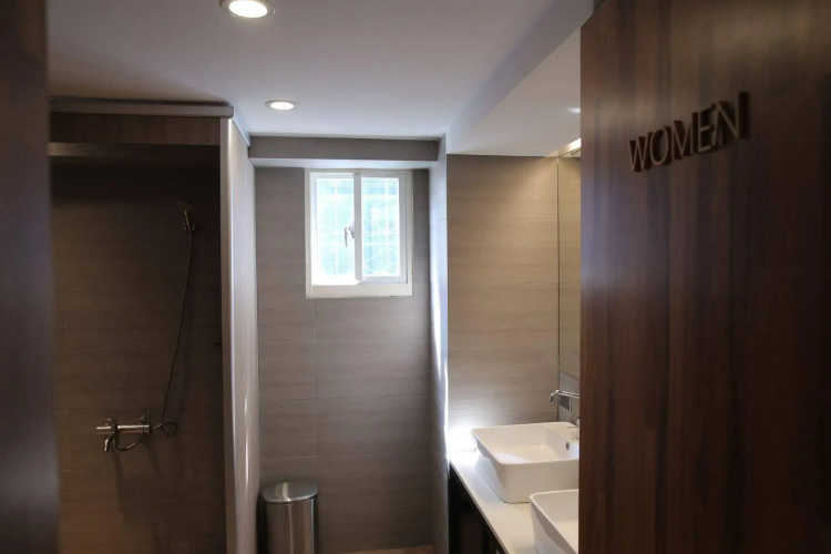 Daan Park Hotel - Hostel