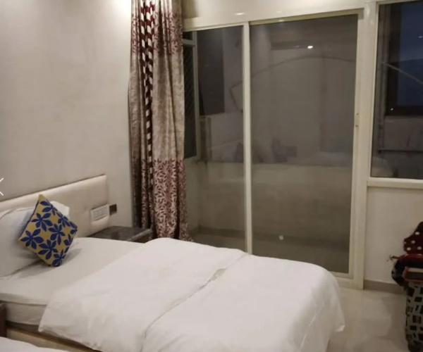 Hotel brijwasi palace