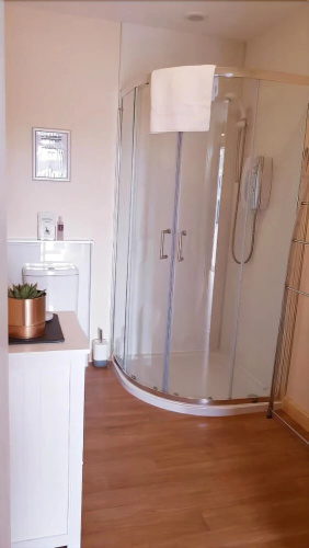 Tanera Guest House