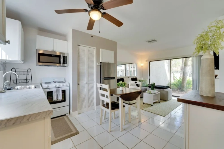 1 Bedroom Apartment with balcony