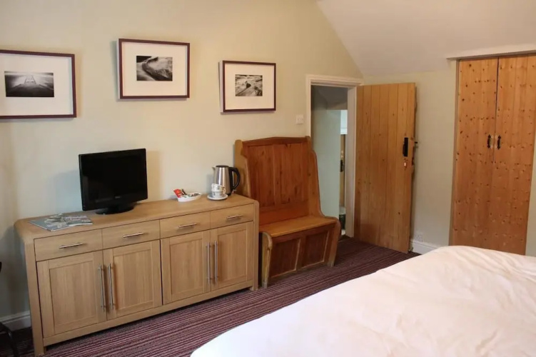 The Anvil Inn