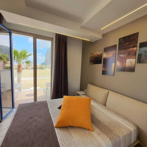 Hotel Sundeck