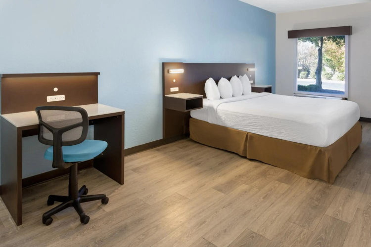 Studio 6 Suites Jacksonville, NC