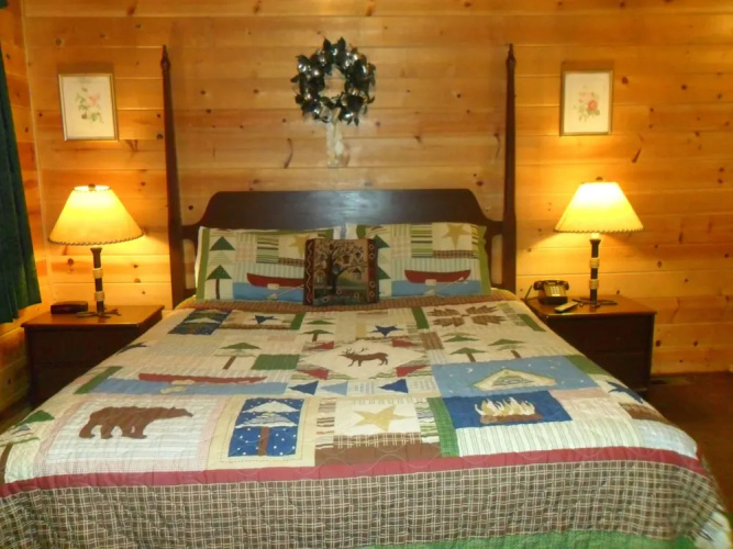 Big Bear Manor Spa Cabins